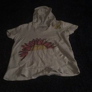 Tee shirt with hoodie